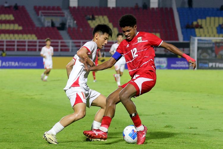 Pelatih Timnas U17, Kurniawan Dwi Yulianto, Tatap Piala Asia U17 2026, Timnas U17 Indonesia Gandeng Psikolog