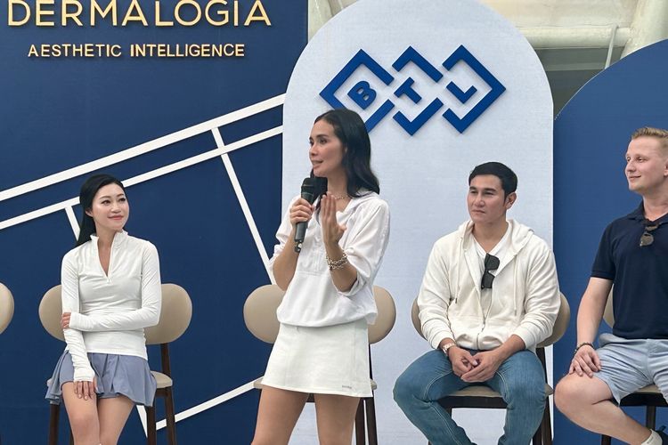 Marsha Timothy, kulit Marsha Timothy, Vino G Bastian, kulit marsha timothy, perawatan marsha timothy, marsha timothy usia, perawatan awet muda di klinik, awet muda di usia 40 tahun, 3 Perawatan Kulit Marsha Timothy, Tampil Awet Muda di Usia 46 Tahun