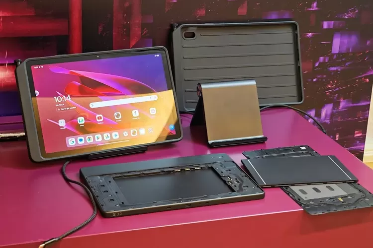 tablet, Lenovo, Lenovo ThinkTab X11, Tablet Tangguh Lenovo Ini Bisa Digunakan meski Tanpa Baterai