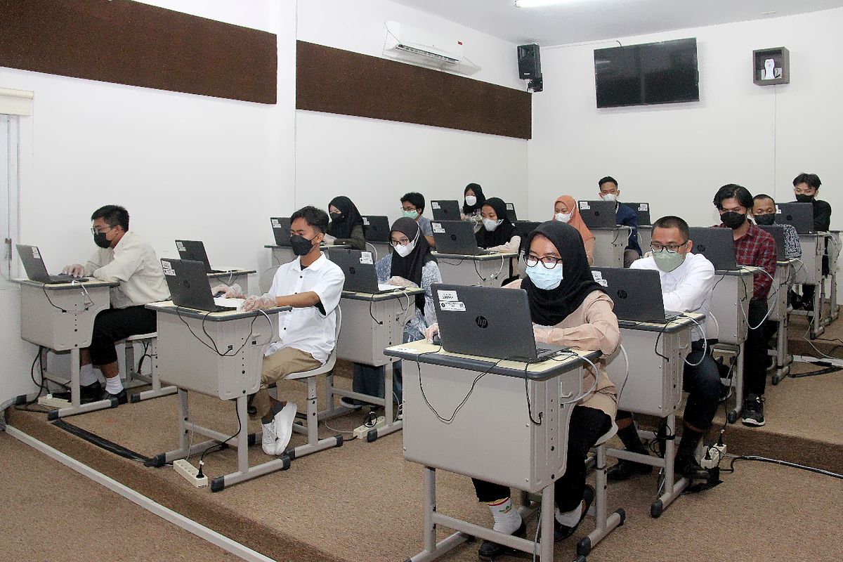 UTBK, membangun resiliensi anak, utbk 2025, gagal utbk, tidak lolos utbk, gagal lolos utbk, anak gagal utbk, menghadapi anak gagal utbk, Gagal UTBK, Saatnya Mendidik Anak Mengenal Makna Resiliensi