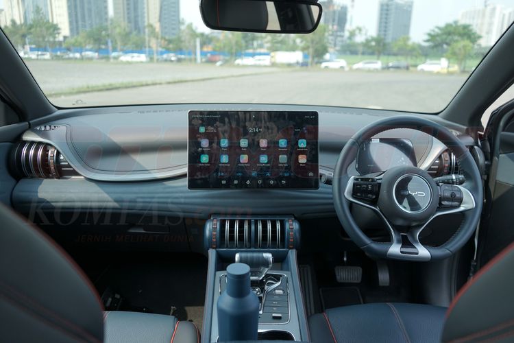 Atto 3, Indonesia International Motor Show, IIMS, JIExpo Kemayoran, Mobil listrik, Atto 3 Advanced Plus, SUV listrik, Perbedaan BYD Atto 3 Advanced dan Advanced Plus