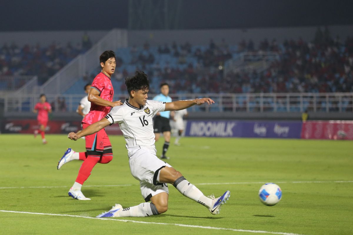 Timnas Korea Selatan, Timnas U23 Indonesia, timnas U23 Indonesia vs Korea Selatan, Gerald Vanenburg, kualifikasi piala asia u23 2026, Hasil HT Timnas U23 Indonesia Vs Korea Selatan 0-1: Garuda Muda Kebobolan Gol Kilat