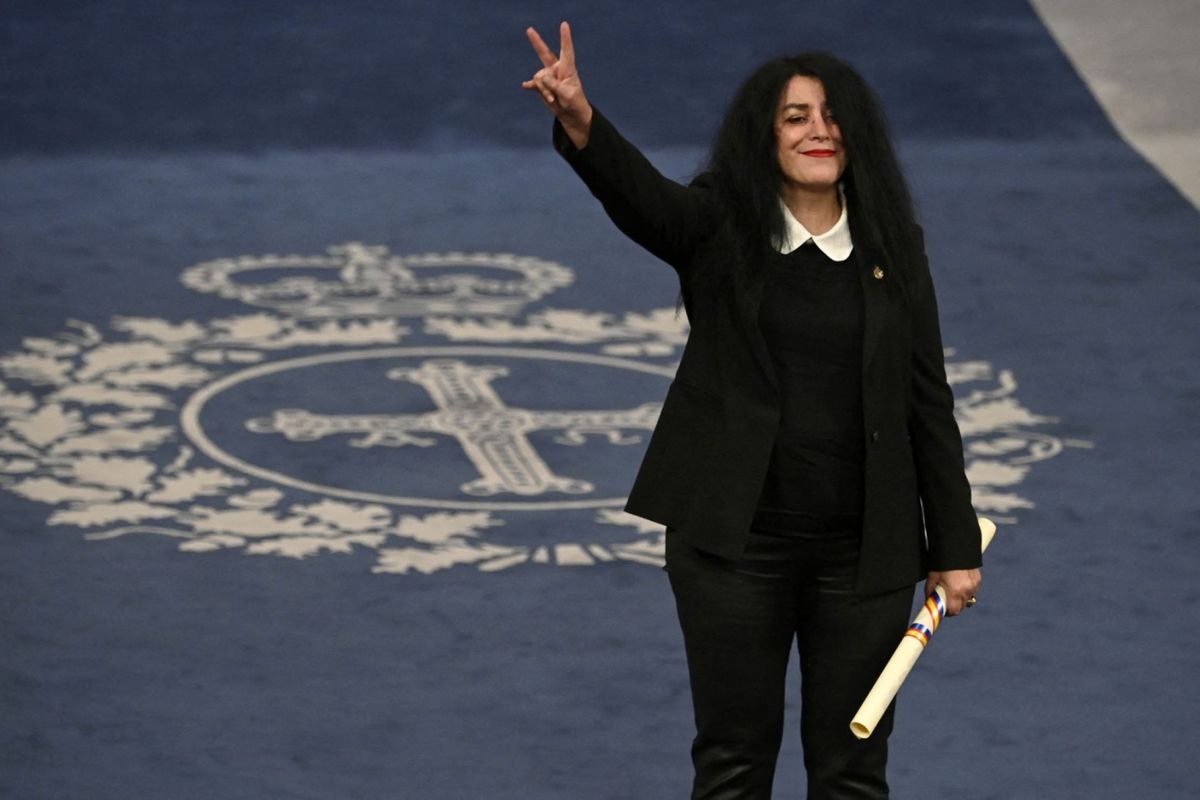 Penulis Novel Persepolis Marjane Satrapi Dikabarkan Meninggal karena Kesedihan