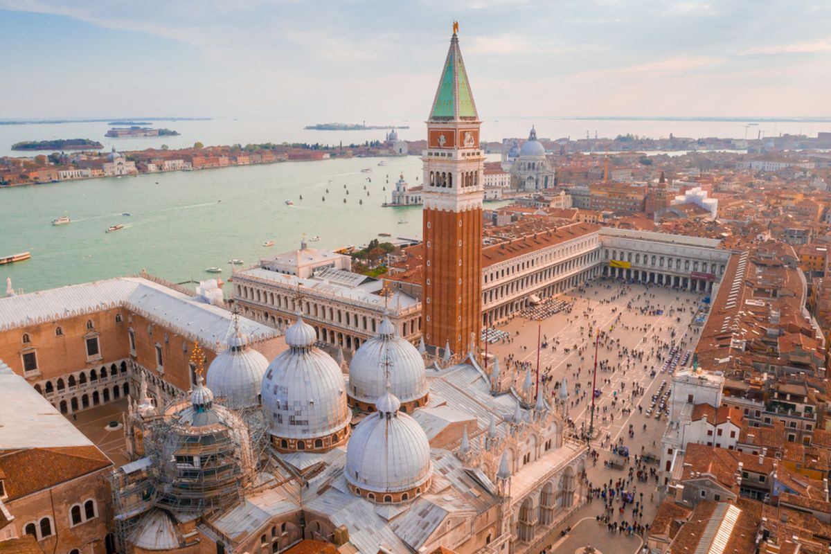 Jeff Bezos, Venesia, pernikahan Jeff Bezos, pernikahan jeff bezos, lokasi pernikahan jeff bezos, Lokasi Pernikahan Jeff Bezos Dipindahkan ke Kompleks Bekas Galangan Kapal