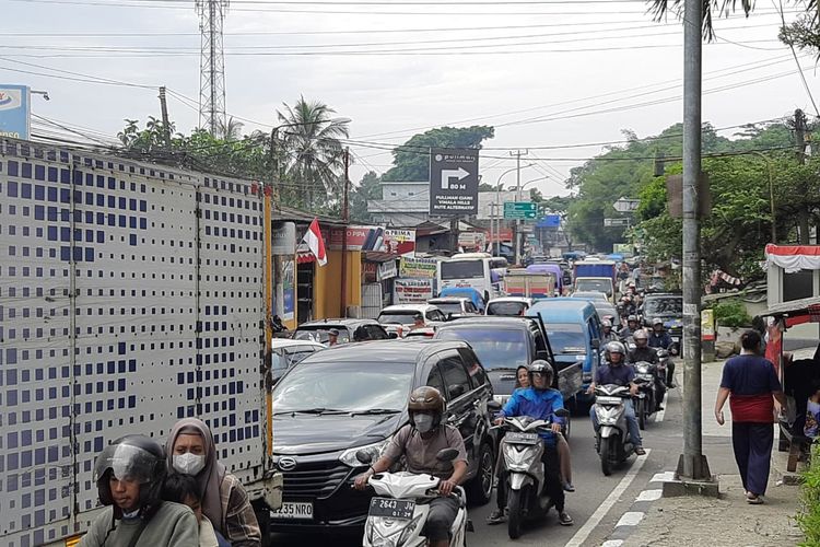 Performa mesin, mobil bekas, riwayat penggunaan, pemeriksaan menyeluruh, Periksa Ini Dulu Sebelum Beli Mobil Bekas Pemakaian Kota Besar