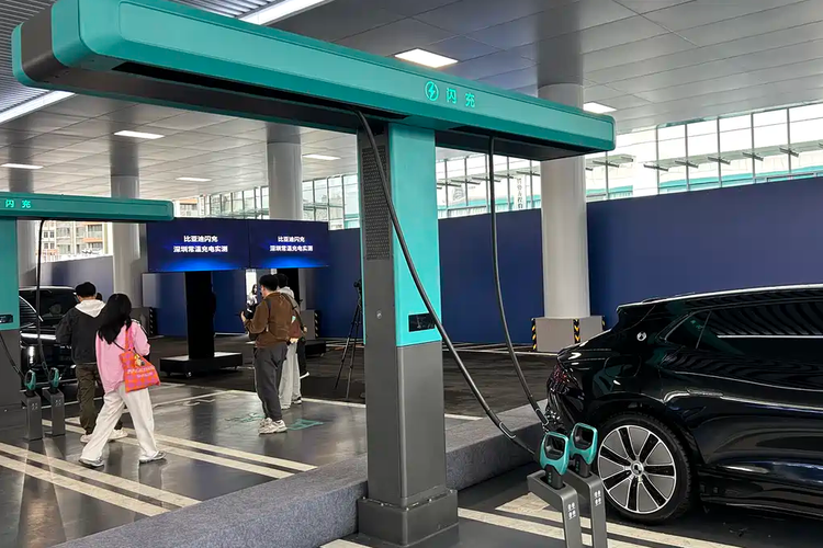 mudik, mobil, mobil listrik, Cara Aman Menyimpan Mobil Listrik Saat Ditinggal Mudik
