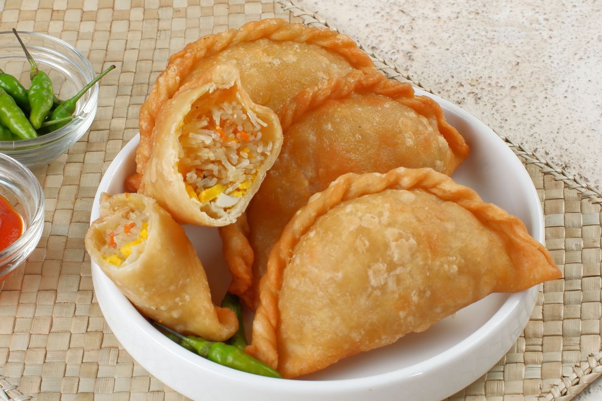resep pastel, kulit pastel, cara membuat pastel, pastel goreng, pastel goreng renyah, kulit pastel bocor, Resep Pastel Goreng Renyah, Ini Tips Agar Kulit Tak Bocor saat Digoreng, Bahan kulit, Bahan isi, Buat isian, Buat kulit pastel, Membuat pastel