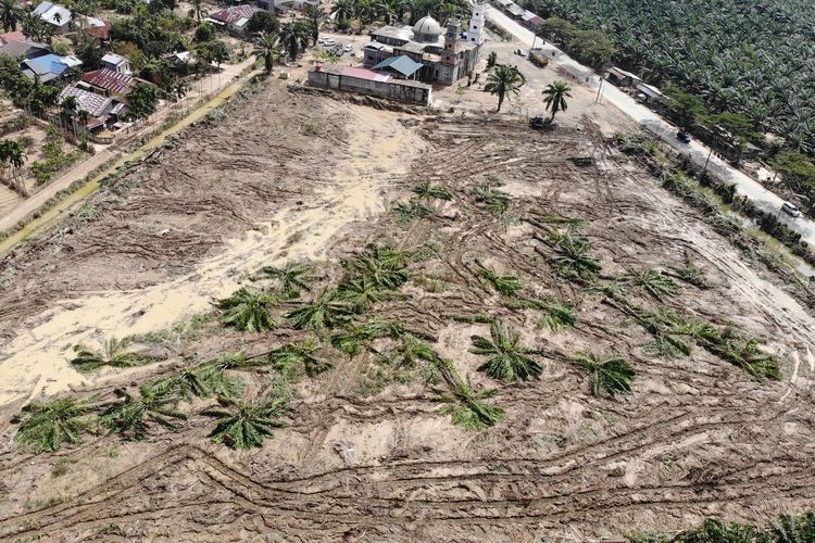 Aceh, Sumatera, korban banjir di Aceh, BERITA FOTO: Dampak Banjir Sumatera dan Potret Kerusakannya