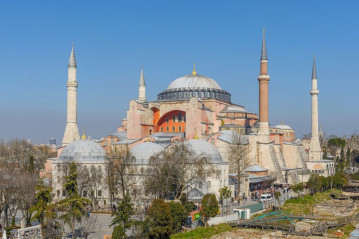 Turkiye, Hagia Sophia, hagia sophia, turkiye, Hagia Sophia di Turkiye Direnovasi, Upaya Melindunginya dari Gempa