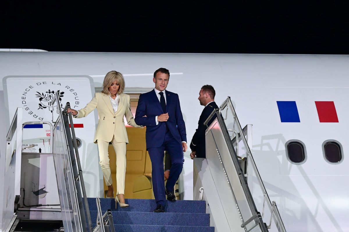 Brigitte Macron, Presiden Prancis, Emmanuel Macron, emmanuel macron, Presiden Prancis Emmanuel Macron, emmanuel macron istri, brigitte macron outfits, outfit Brigitte Macron, gaya modis Brigitte Macron, Ikut Kunjungan Presiden Prancis, Brigitte Macron Tampil Modis dalam 3 Outift