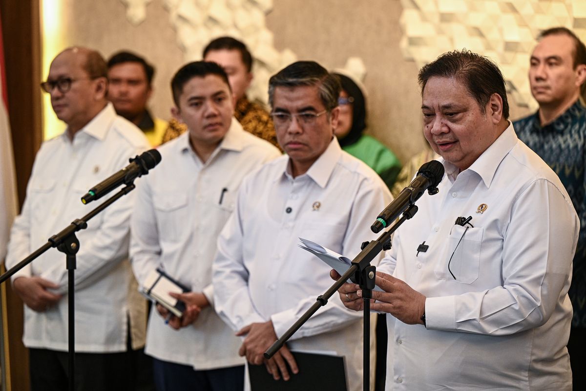 kenaikan harga minyak dunia, Pemerintah Siapkan WFH ASN hingga Swasta, Berlaku Kapan?