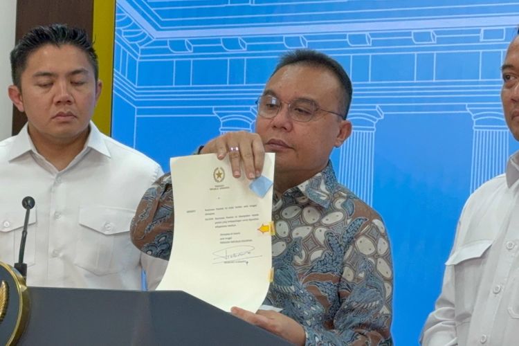 Ira Puspadewi, ira puspadewi asdp, Ira Puspadewi dapat rehabilitasi dari Prabowo, Prabowo rehabilitasi eks Dirut ASDP, ira puspadewi bebas, Respons Tim Ira Puspadewi Usai Dapat Rehabilitasi Prabowo