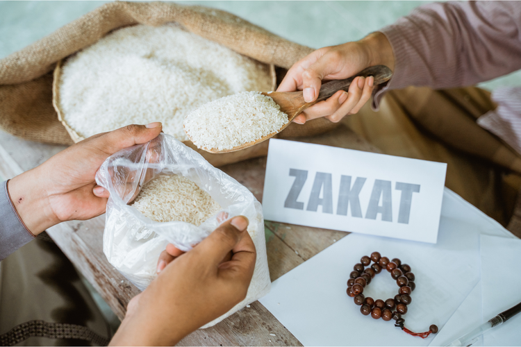 zakat, zakat fitrah, Kapan Waktu Paling Utama Membayar Zakat Fitrah? Simak Penjelasan Lengkapnya, Landasan Hukum Zakat Fitrah, 5 Pembagian Waktu Pembayaran Zakat Fitrah, Hikmah dan Esensi Zakat Fitrah, Larangan Menunda Pembayaran