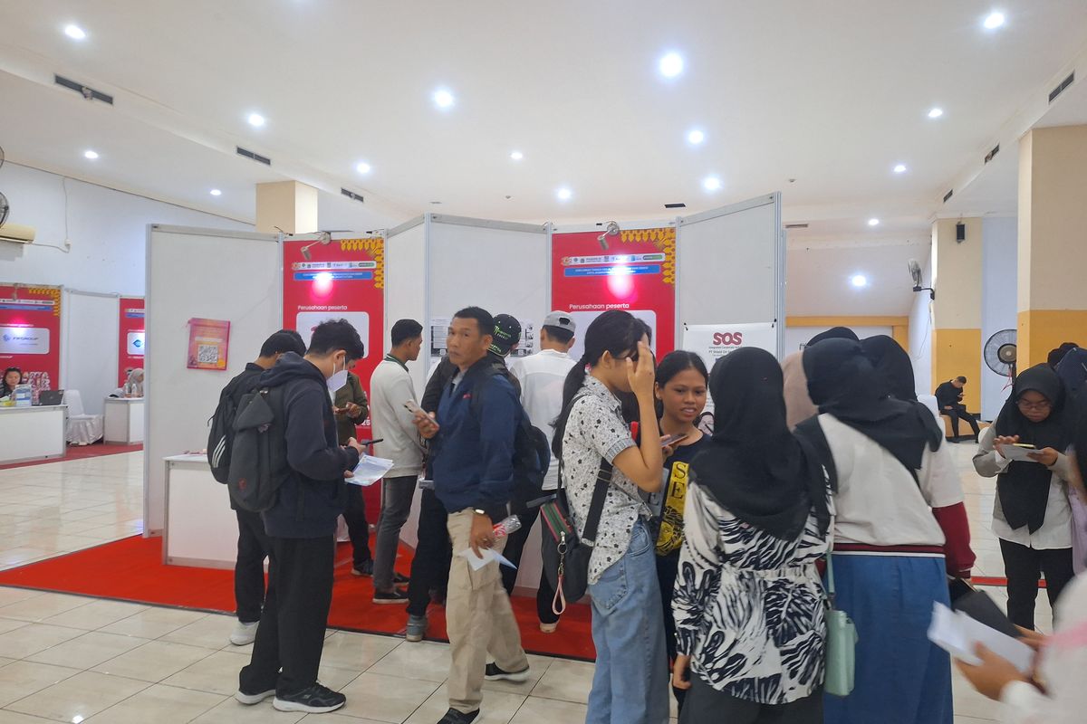 lowongan kerja ke luar negeri, Job fair hybrid Serang, job fair serang, job fair serang 2025, lowongan kerja serang terbaru, Cara daftar job fair Untirta, bursa kerja serang, Pencari Kerja Serbu Job Fair Hybrid Serang 2025, Ada Lowongan Apa Saja?