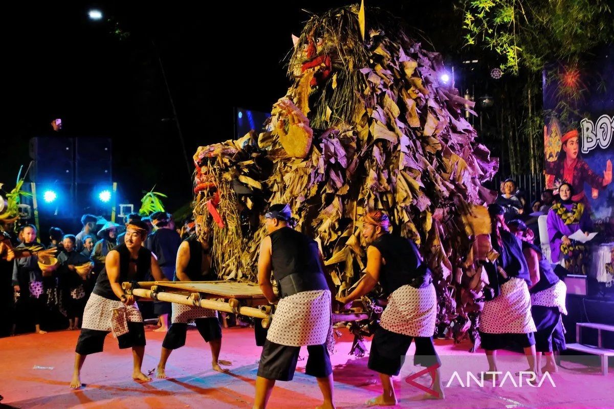 Borobudur, Candi Borobudur, borobudur night carnival, Borobudur Night Carnival 2025, Borobudur Night Carnival 2025, Pawai Budaya Semarakkan Malam di Kawasan Candi