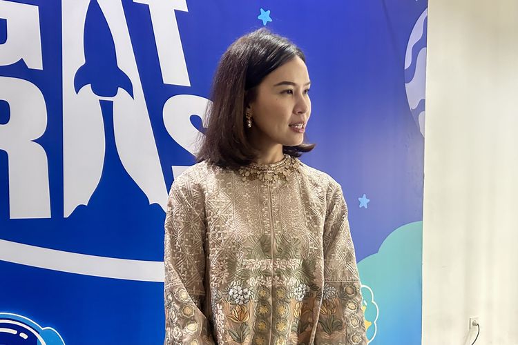 batik kawung, Jagat Literasi, Stephanie Riady, penampilan Stephanie Riady, busana stephanie riady, outfit stephanie riady, tandamata, Outfit Stephanie Riady di Perayaan HUT Ke-30 Kompas.com, Anggun dan Elegan