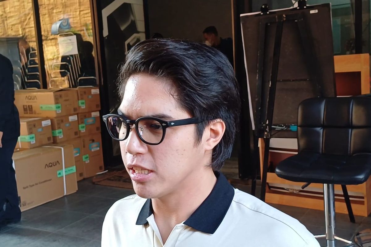 Ahmad Dhani, Maia Estianty, Al Ghazali, Maia Estianty Hanya Hadir di Acara Akad Nikah, Siraman Al Ghazali, El Rumi Pastikan Ahmad Dhani dan Maia Estianty Hadir di Acara Siraman Al Ghazali