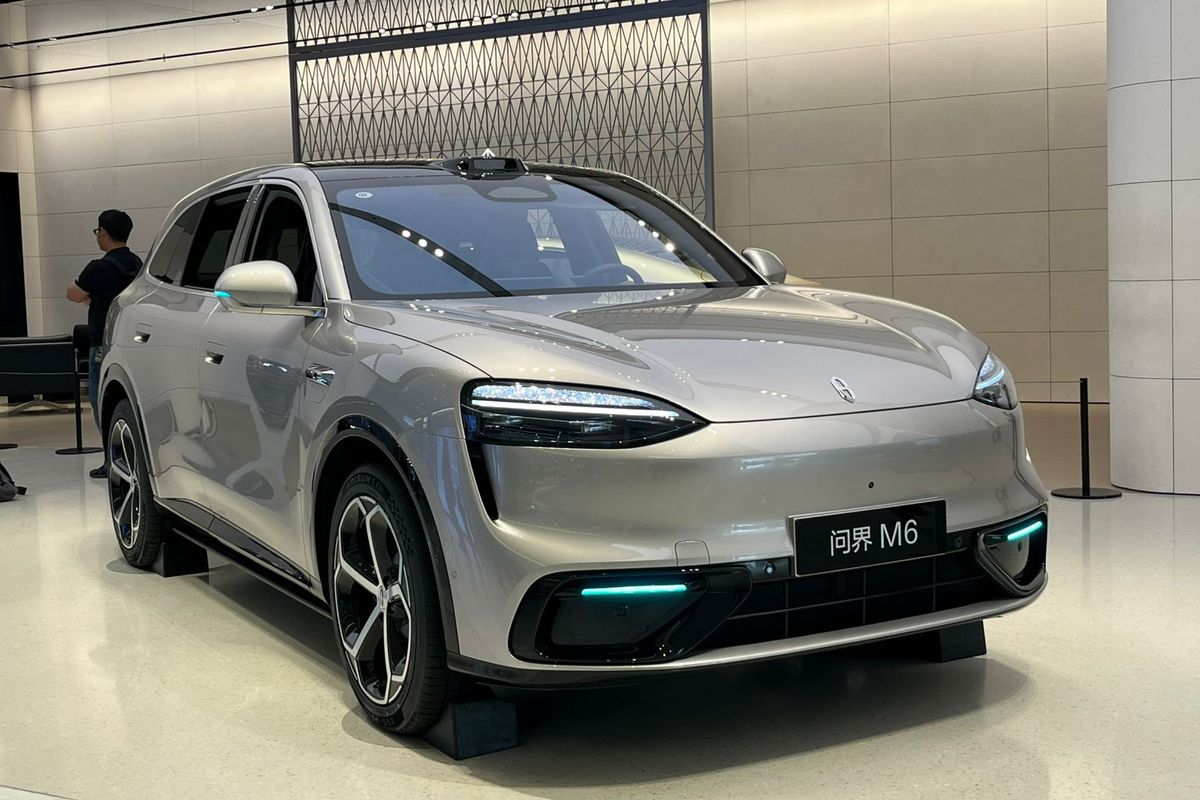 Huawei, Aito M6, Berjumpa Mobil Listrik Huawei Aito M6 di Beijing