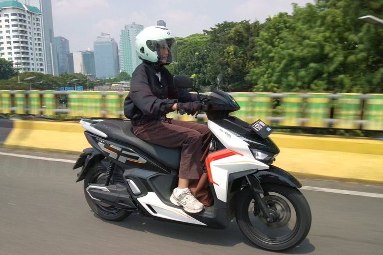 motor listrik, Sprinto, Review Harian Indomobil Emotor Sprinto: Rasa Berkendara Paling Natural