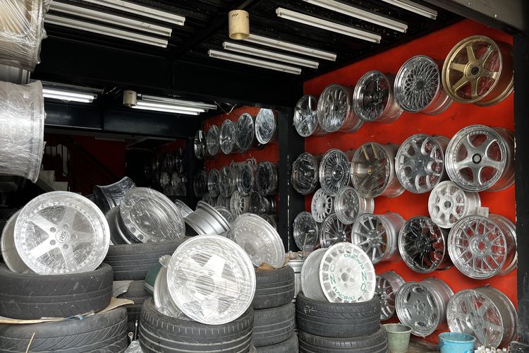 pelek, pelek standar, pelek aftermarket, Pelek Standar vs Aftermarket, Mana yang Lebih Cepat Rusak?