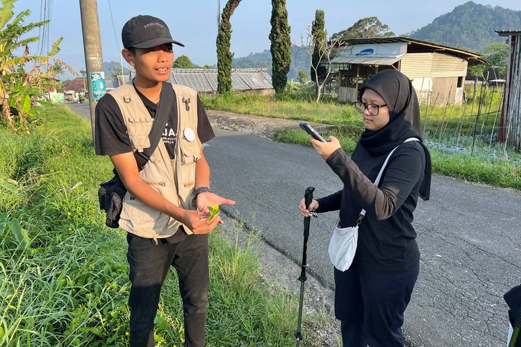 Atsiri Glamping, Serunya Aktivitas Outdoor di Atsiri Glamping Tawangmangu, Bisa Main ke Candi, 1. Sepedaan keliling desa, 2. Aromatic treasure hunts, 3. Kunjungan ke Candi Cetho, 4. Kunjungan ke Candi Sukuh, 5. Batik Girilayu visit, 6. Sunset Trekking, 7. Jemparingan – Panahan Tradisional Jawa, 8. Kelana Prastawa Jeep Adventure