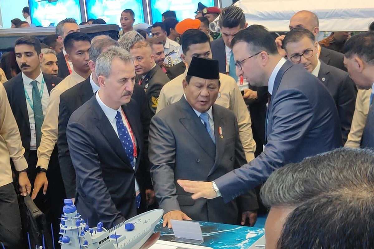 Prabowo Subianto, Paspampres, Indo Defence 2025, Penandatangan MoU Indo Defence 2025, Kementerian Pertahanan, paspampres, prabowo subianto, Indo Defence 2024, MoU Turkiye, Presiden Prabowo Tegur Paspampres di Pameran Indo Defence 2025, Presiden Prabowo Tegur Paspampres di Pameran Indo Defence 2025
