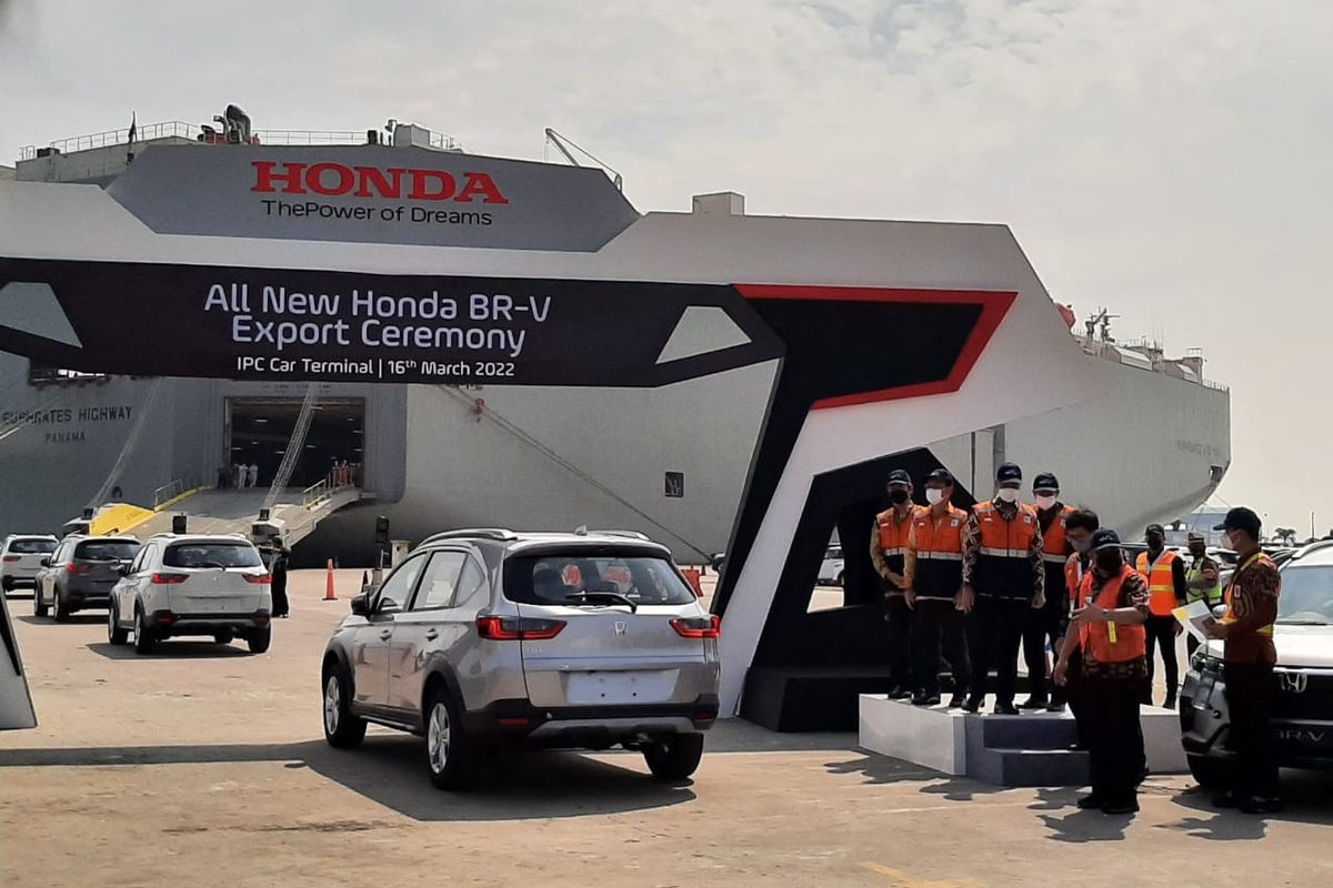 industri otomotif, ekspor mobil Honda, Dampak Konflik Timur Tengah pada Ekspor Mobil Honda ke Filipina