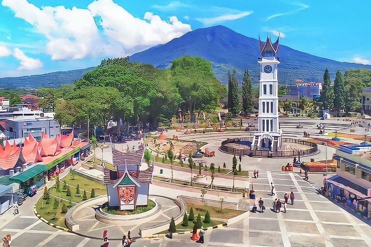 Jam Gadang, Peringatan 100 Tahun Jam Gadang Bukittinggi, Parade hingga Kaligrafi 100 Meter