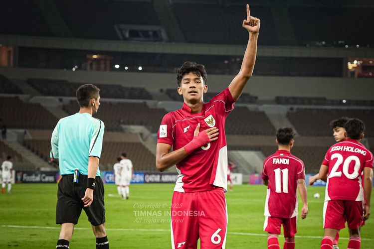 Evandra Florasta, Timnas U17 Indonesia, Piala Asia U17 2025, penalti, Timnas Indonesia, timnas u17 Indonesia, Piala Dunia U17 2025, Cerita Evandra Florasta, Nyali Ambil Penalti Lawan Korsel, Rasa Pede Antar ke Piala Dunia