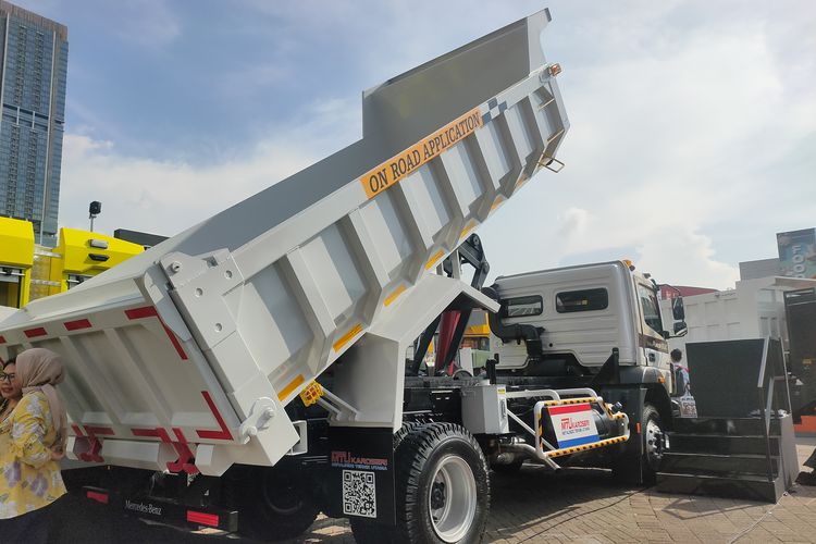 industri konstruksi, Daimler Commercial Vehicles, Mercedes-Benz Axor, peluncuran truk, Daimler Luncurkan Truk Axor 1626 C untuk Industri Konstruksi