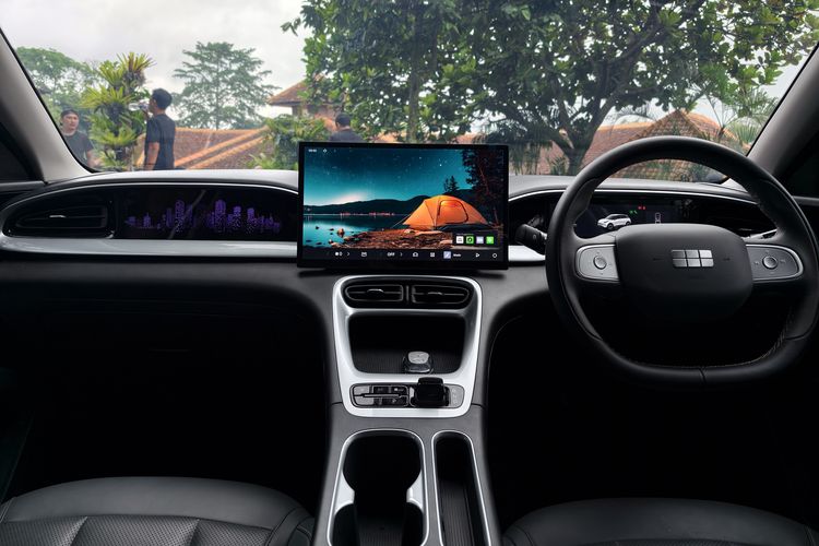 Chery QQ3, Geely EX2, Komparasi Geely EX2 vs Chery QQ3 EV, Adu Kuat di Segmen EV Ringkas, Dimensi dan Desain, Interior dan Fitur, Performa dan Baterai, Pengisian Daya dan Teknologi, Fitur Keselamatan, Kesimpulan