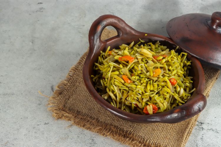 cara hilangkan pahit bunga pepaya, resep tumis bunga pepaya, resep tumis bunga pepaya lezat tanpa pahit, resep tumis bunga pepaya manado, masakan sayur segar, Cara Masak Bunga Pepaya Tidak Pahit, Tumis Cepat dengan Bumbu Iris