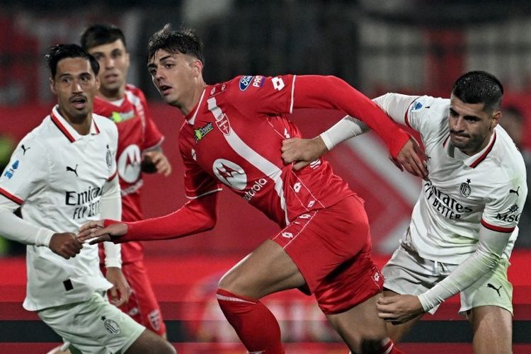 AC Milan, Daniel Maldini, Serie A, Spezia, Daniel Maldini ke Lazio, Beda Jalur Karier dengan Sang Ayah Paolo