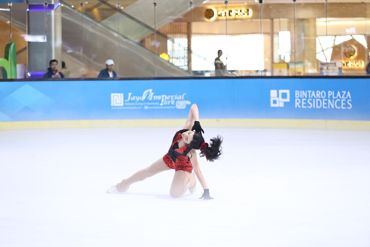 Ice skating, Figure skating, Indonesia Ice Skating Open 2025 Usai, 450 Skater Tunjukkan Aksi Memukau di BX Rink