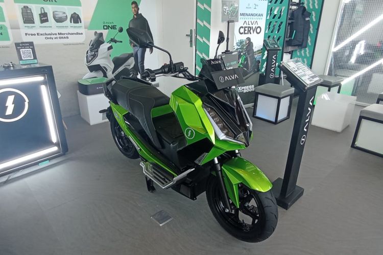 Alva, Alva Cervo, Alva Cervo Q, Komparasi Omoway Omo-X vs Alva Cervo Q, Siapa Lebih Unggul?