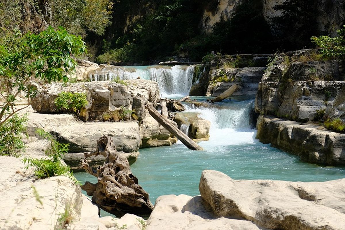 Air Terjun Tanggedu, Panduan Lengkap Liburan ke Air Terjun Tanggedu Sumba, Cek di Sini!, Lokasi Air Terjun Tanggedu , Jam buka Air Terjun Tanggedu, Harga tiket masuk Air Terjun Tanggedu, Naik ojek ke Air Terjun Tanggedu, bayar berapa?, Rute ke Air Terjun Tanggedu, Berapa tarif sewa kendaraan di sana?, Kapan waktu terbaik ke Air Terjun Tanggedu?, Tips berkunjung ke Air Terjun Tanggedu