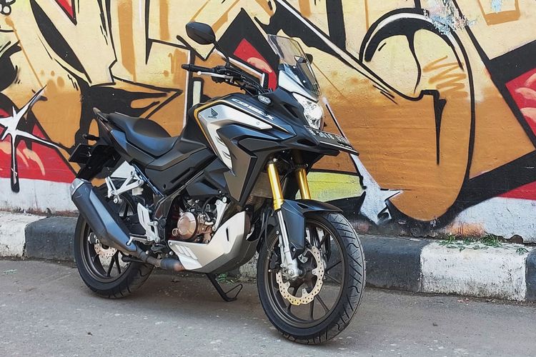 promo akhir tahun, Honda CB150X, diskon motor sport, Honda CB150X Dapat Diskon Hingga Rp 6,5 Juta