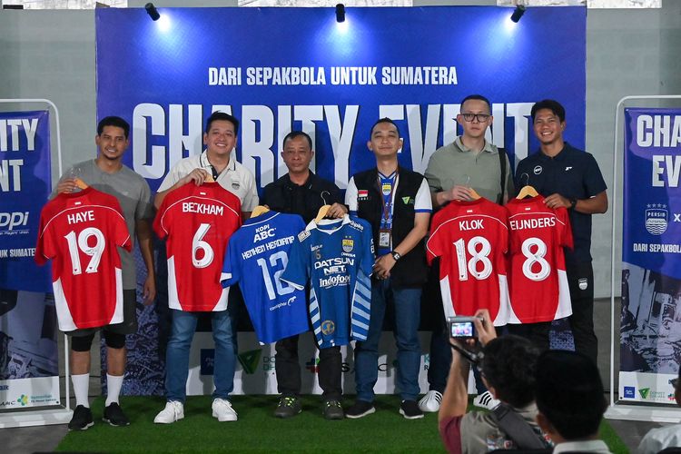 Thom Haye, Timnas Indonesia, Persib, Marc Klok, Raffi Ahmad, Cisarua, Jersey Thom Haye Dilelang Ketum Viking, Rp 150 Juta untuk Korban Longsor Cisarua 