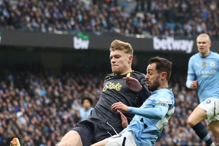 Bernardo Silva, Juventus, Barcelona, Serie A, Premier League, Bernardo Silva Tak Mau Pusing di Piala Dunia 2026, Kans Gabung Juventus Terbuka