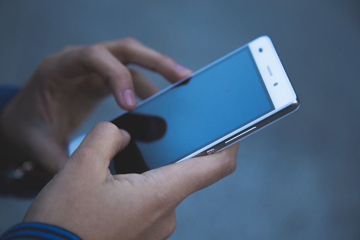 ponsel, kode, phising, cybersecurity, Pesan, Waspada, Segera Hapus Jika Dapat SMS yang Berisi Link Ini
