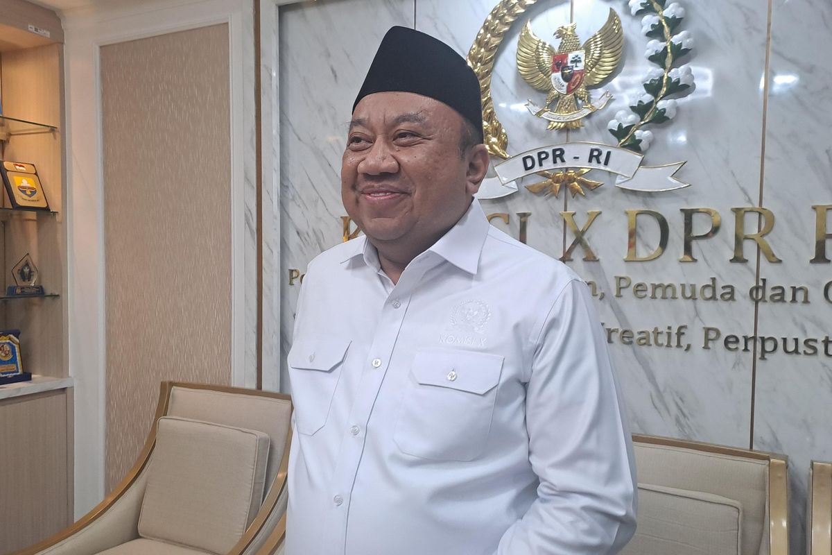 Gubernur Jawa Barat, Dedi Mulyadi, Komisi X DPR RI, Lalu Hadrian, guru, Guru, komisi x dpr ri, Pekerjaan Rumah (PR), Dedi Mulyadi Hapus PR Tertulis, Anggota DPR Ingatkan: Jangan Abaikan Profesionalisme Guru