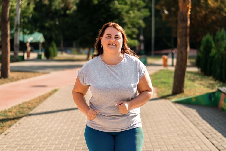 obesitas, obesitas adalah, mengatasi obesitas, penanganan obesitas, kapan penanganan medis untuk obesitas diperlukan, bmi adalah, 3 Tanda Obesitas Sudah Perlu Penanganan Medis, Ini Penjelasan Dokter