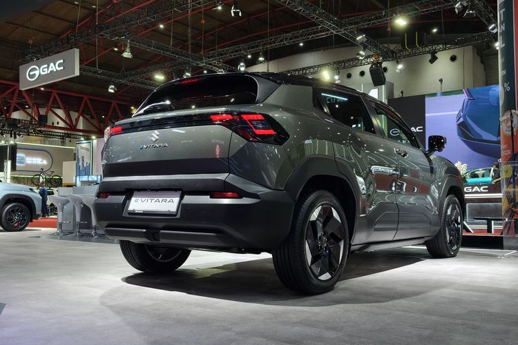 SUV ringkas, eVitara, Detail Desain Eksterior dan Interior Suzuki eVitara