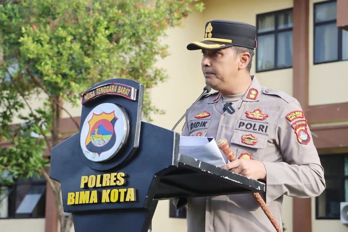Sumbawa, Bima, narkoba, Terungkap! Narkoba Jaringan Eks Kapolres Bima Kota Sedianya Akan Diedarkan di Sumbawa, Rencana Peredaran di Wilayah Sumbawa, Temuan Koper Putih di Tangerang, Nyanyian Anak Buah dan Tes Rambut, Identitas Bandar Inisial E Terungkap