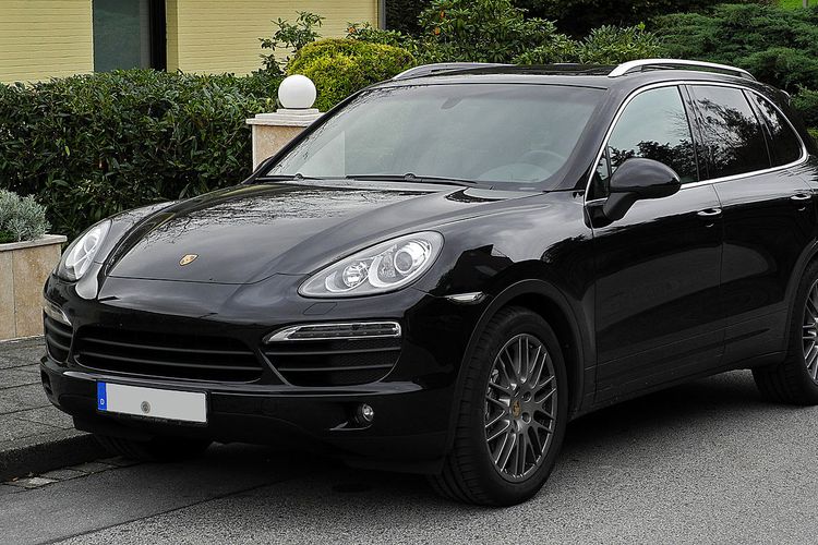 Mobil, Spesifikasi Porsche Cayenne yang Pakai Pelat Palsu Kemhan