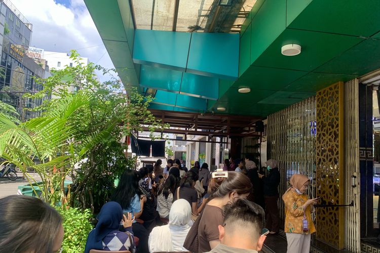 panduan makan di Obihiro Nikudon, Obihiro Nikudon Blok M, Review Obihiro Nikudon, Resto Jepang Viral di Blok M, Lokasi Obihiro Nikudon, Jam buka Obihiro Nikudon, Daftar dan harga menu Obihiro Nikudon, Tips antre di Obihiro Nikudon