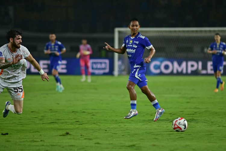 Persib Bandung, Beckham Putra, Thom Haye, Ramon Tanque, Timnas Indonesia, Berita Foto, Persib Bandung vs Borneo FC, Borneo FC Samarinda, BERITA FOTO Insiden Thom Haye dan Beckham Saat Persib Vs Borneo FC