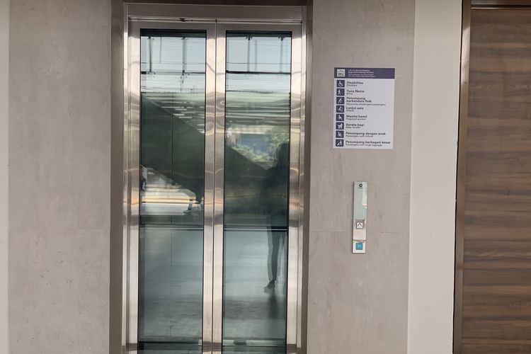bangunan baru Stasiun Tanah Abang, bangunan baru stasiun tanah abang, stasiun tanah abang baru, fasilitas stasiun tanah abang baru, kondisi stasiun tanah abang baru, Bangunan Baru Stasiun Tanah Abang, Pengguna KRL: Semakin Luas, Lebih Tertata