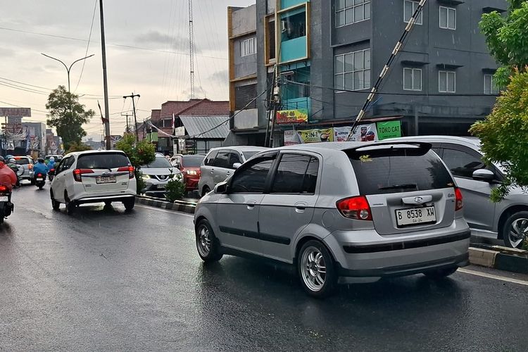 Dishub Depok, parkir liar, parkir sembarangan, Parkir Sembarangan di Depok Bakal Disanksi, Ini Lokasi yang Dilarang