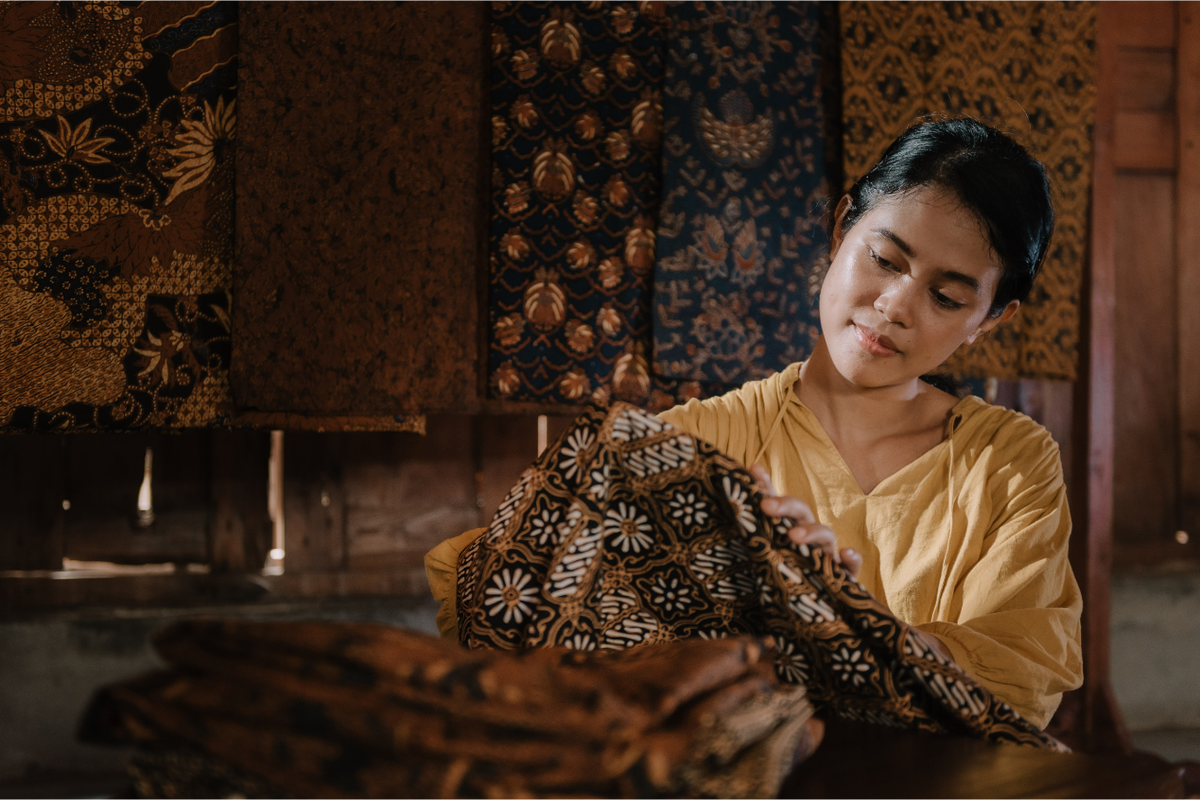 Hari Batik Nasional, hari batik nasional kapan, hari batik nasional 2025 tanggal berapa, Kapan Hari Batik Nasional? Ini Sejarahnya